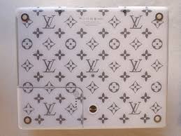 http://www.crea-style.com/MacFan/